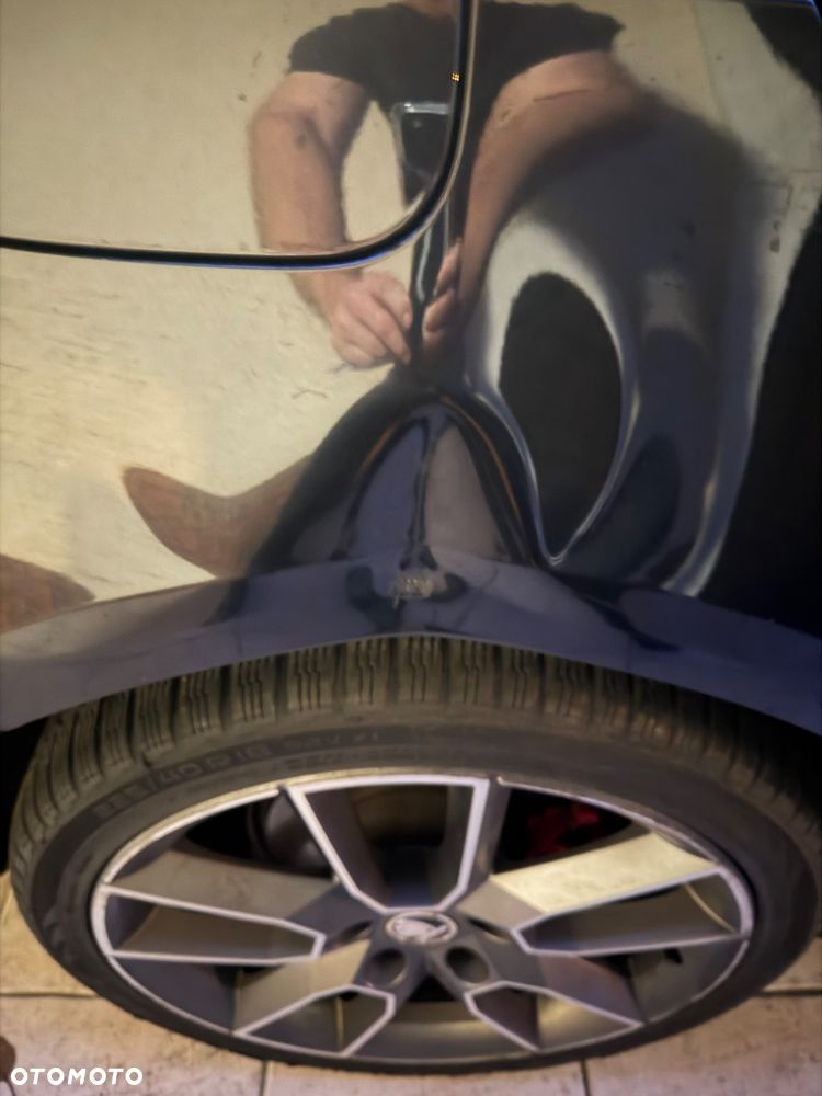 Skoda Octavia 2.0 TDI RS DSG - 9