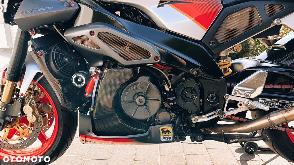 Aprilia Tuono - 19