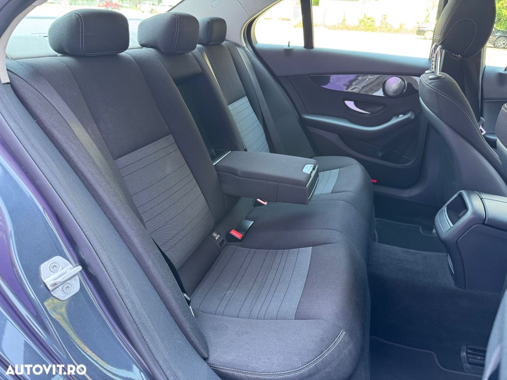 Mercedes-Benz C 200 BlueTec - 24