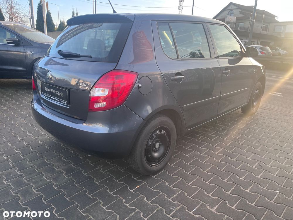 Skoda Fabia 1.2 HTP Active - 4