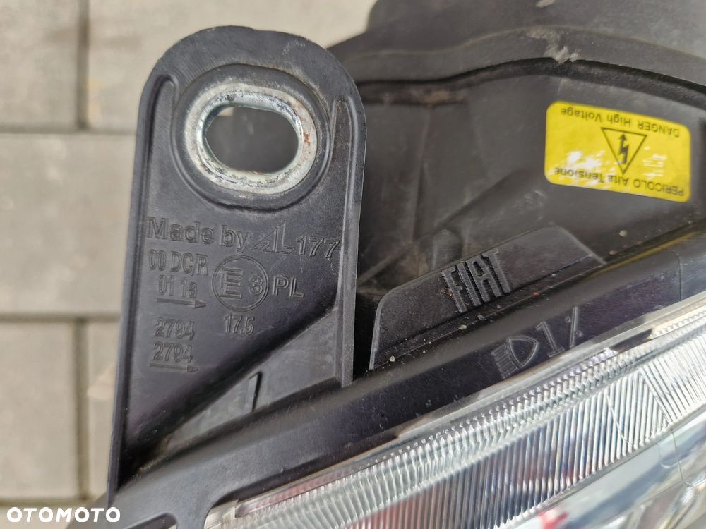 LAMPA PRZEDNIA LEWA KOMPLETNA FIAT 500 2007-2015 XENON - 8