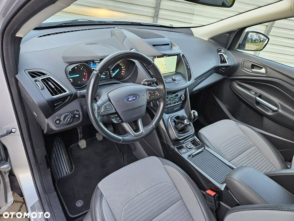 Ford Kuga 1.5 EcoBlue FWD Titanium - 24