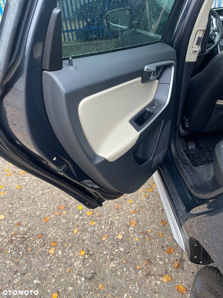 Volvo XC 60 - 11