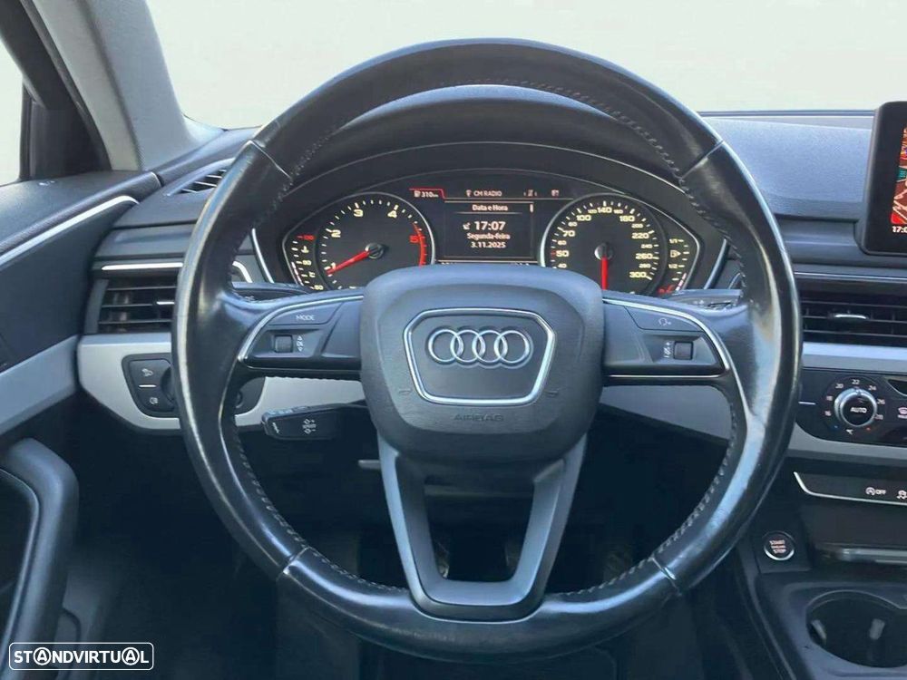 Audi A4 2.0 TDI Advance - 11