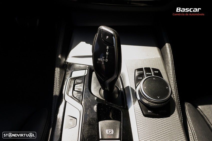 BMW 530 e iPerformance Pack M - 54