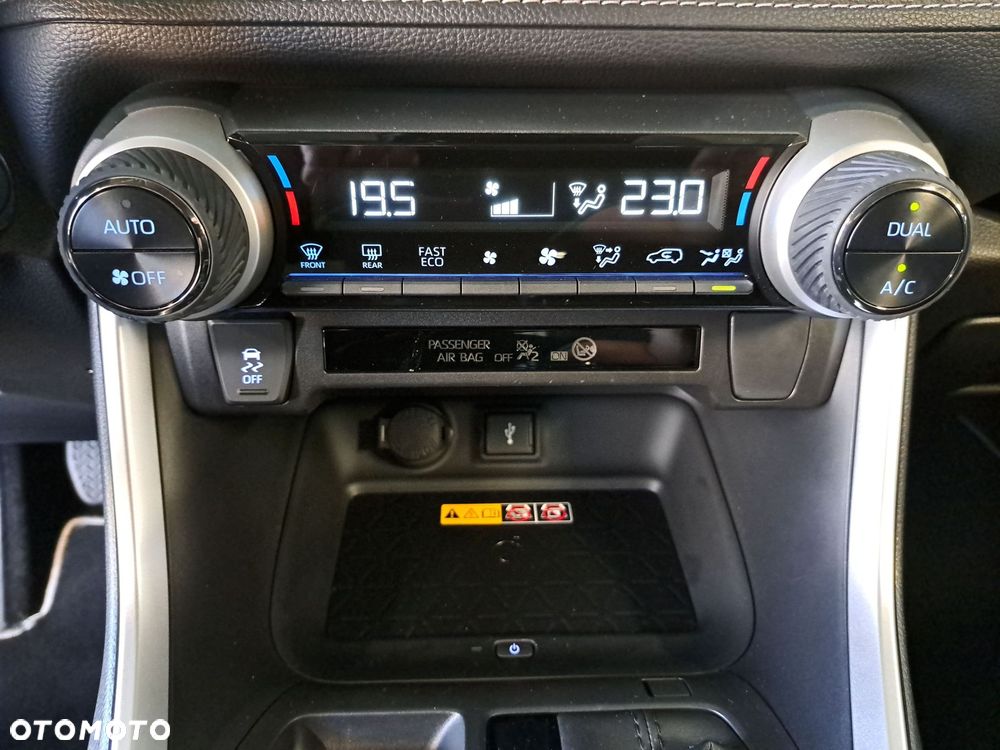 Toyota RAV4 2.5 Hybrid Comfort 4x2 - 24