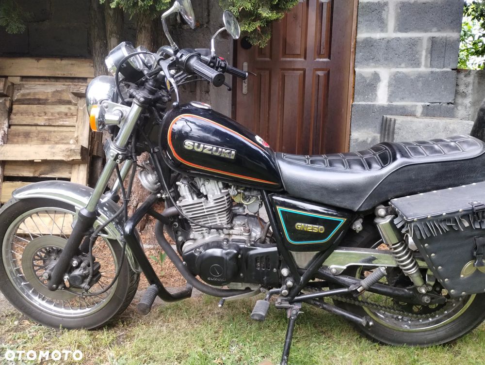Suzuki GN - 2