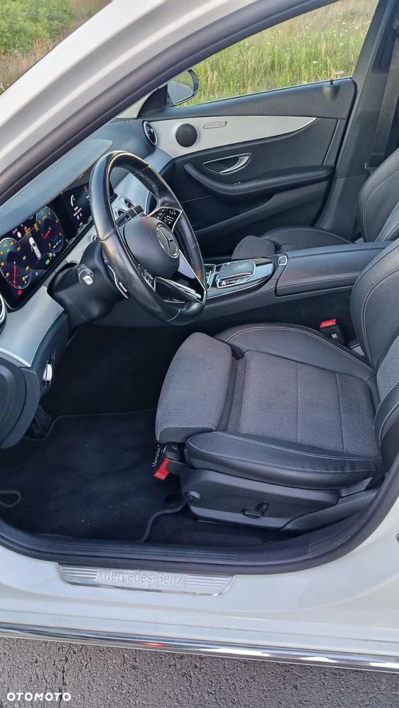 Mercedes-Benz Klasa E 220 d 9G-TRONIC - 9