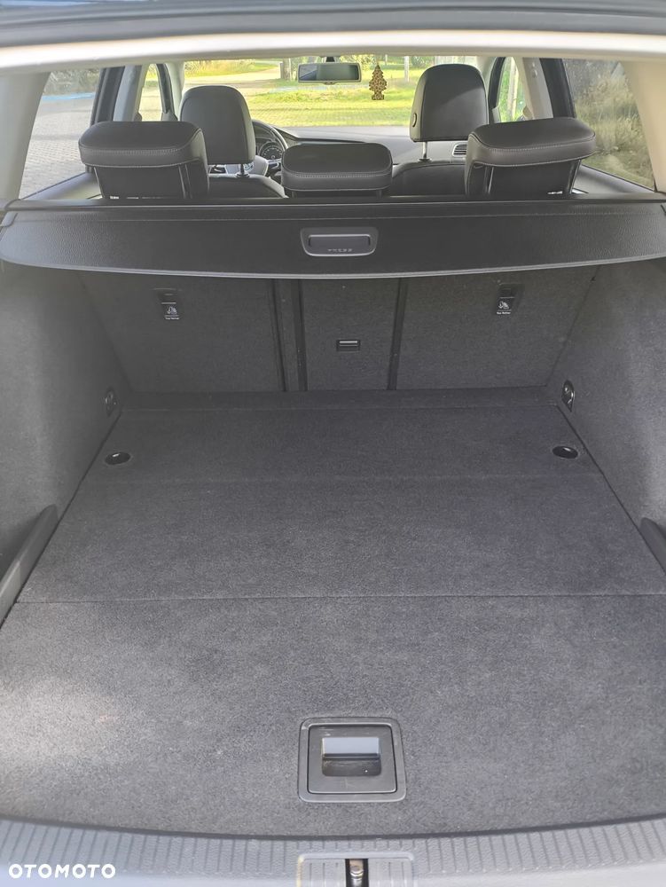 Volkswagen Golf 1.6 TDI BMT Comfortline - 11