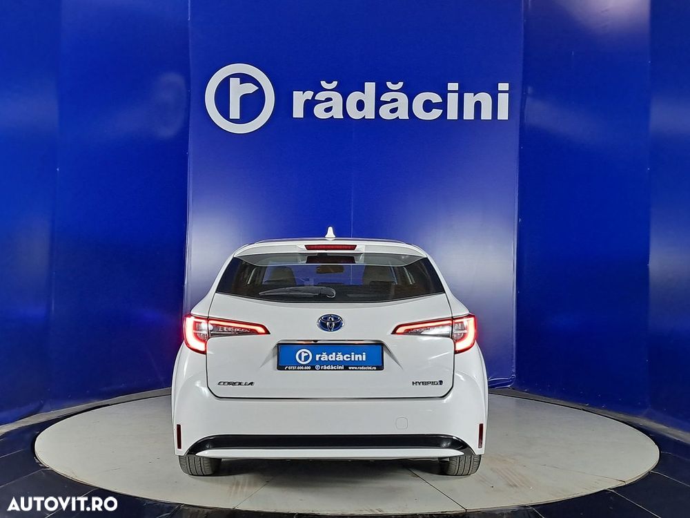 Toyota Corolla - 4
