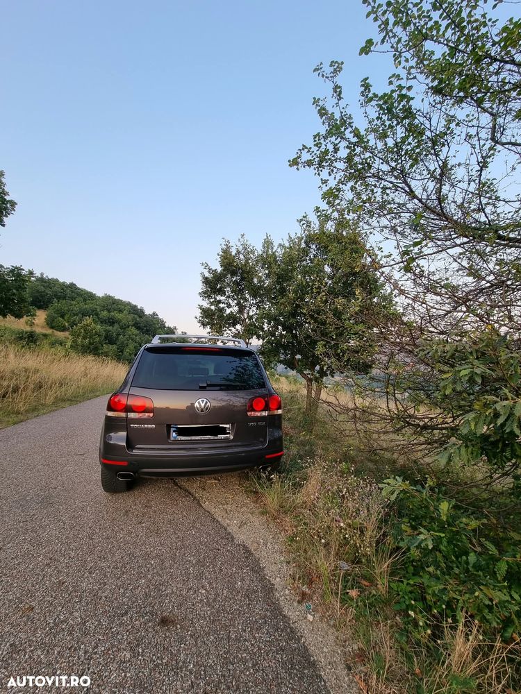 Volkswagen Touareg - 26