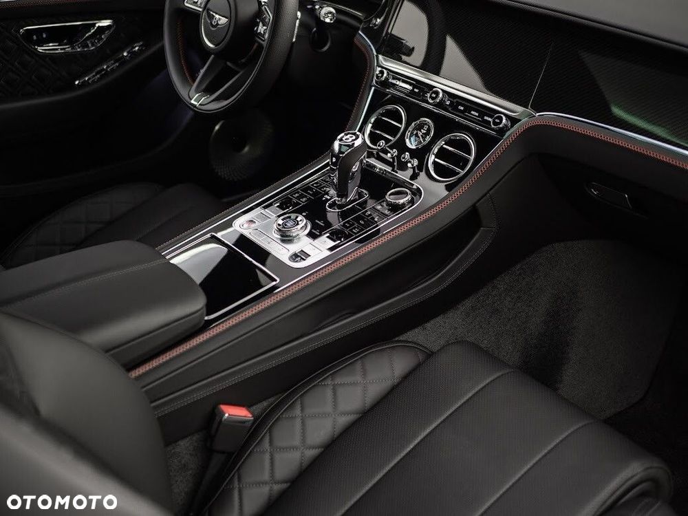 Bentley Continental GT - 7