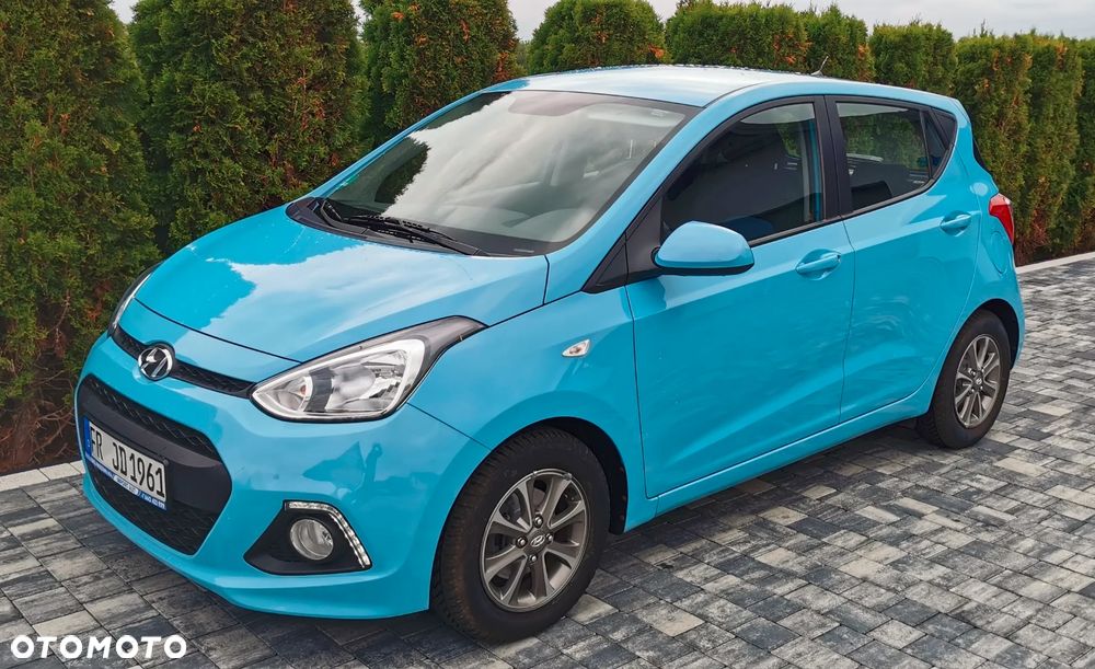 Hyundai i10 1.2 Fifa World Cup Edition - 22