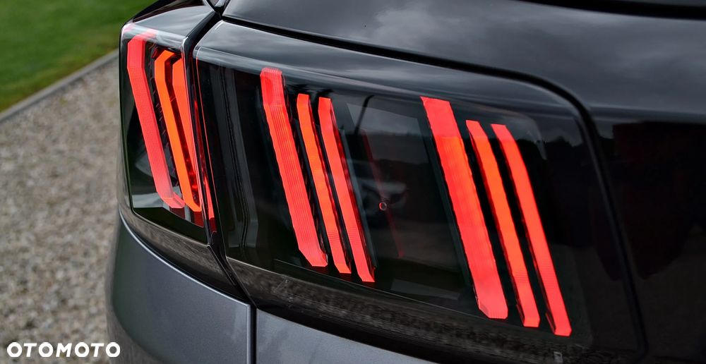 Peugeot 3008 1.6 PureTech Hybrid PHEV Allure Pack S&S EAT8 - 12
