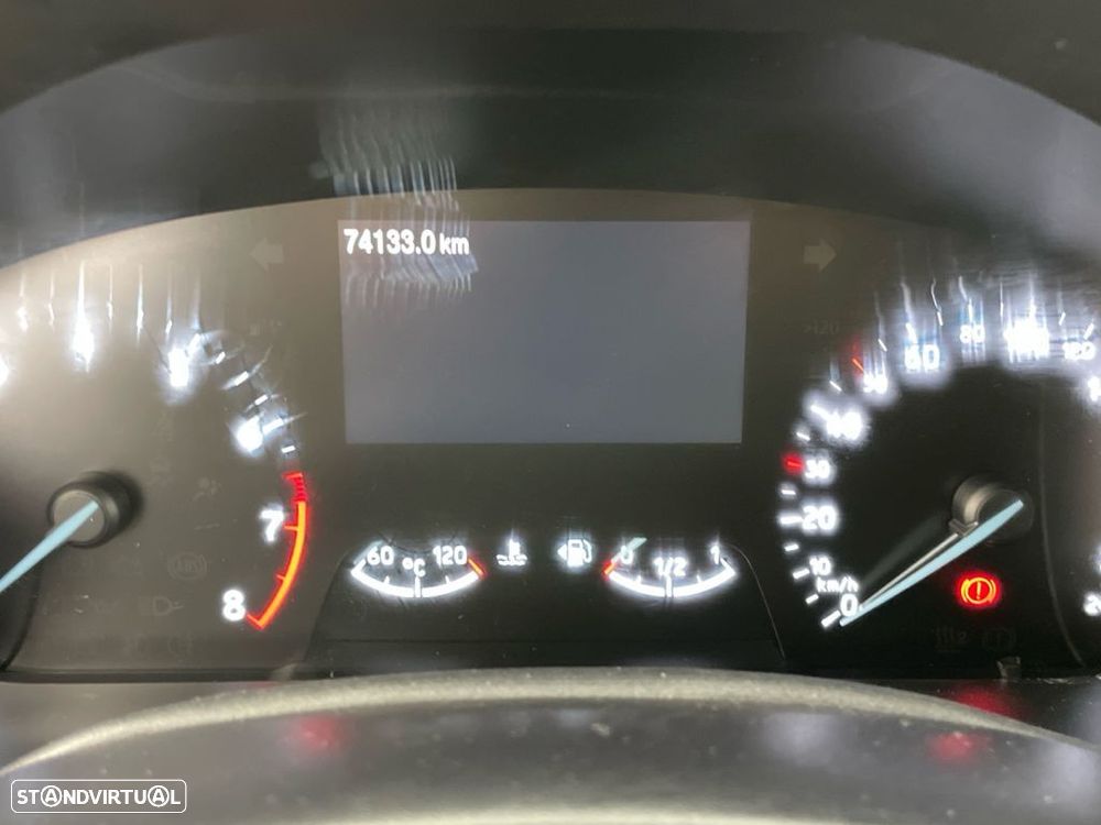 Ford Focus 1.0 EcoBoost MHEV ST-Line - 9