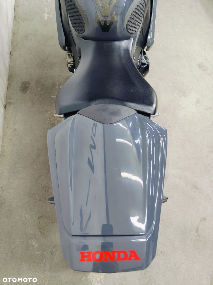 Honda CBR - 12