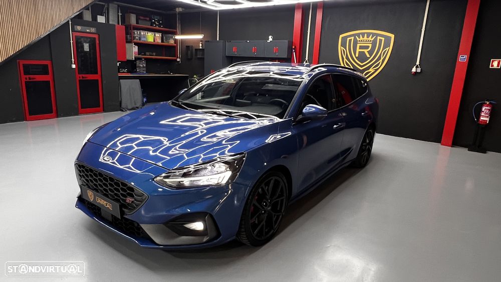 Ford Focus SW 2.3 EcoBoost S&S ST - 24