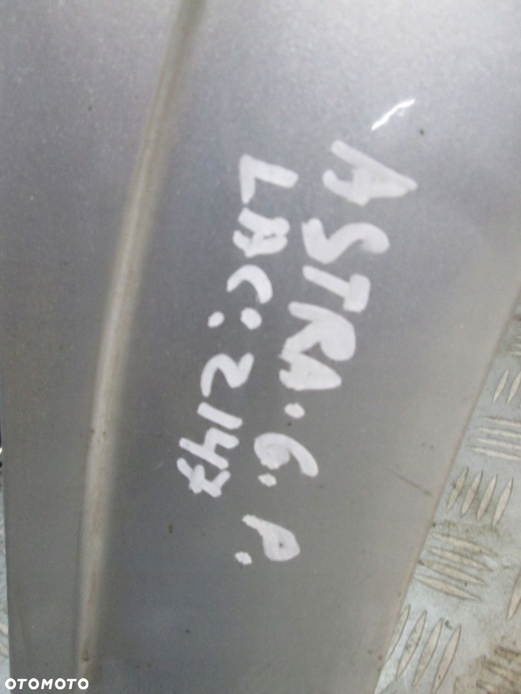 PRAWY BŁOTNIK PRZEDNI OPEL ASTRA G Z147 1998-2005 SREBRNY - 2