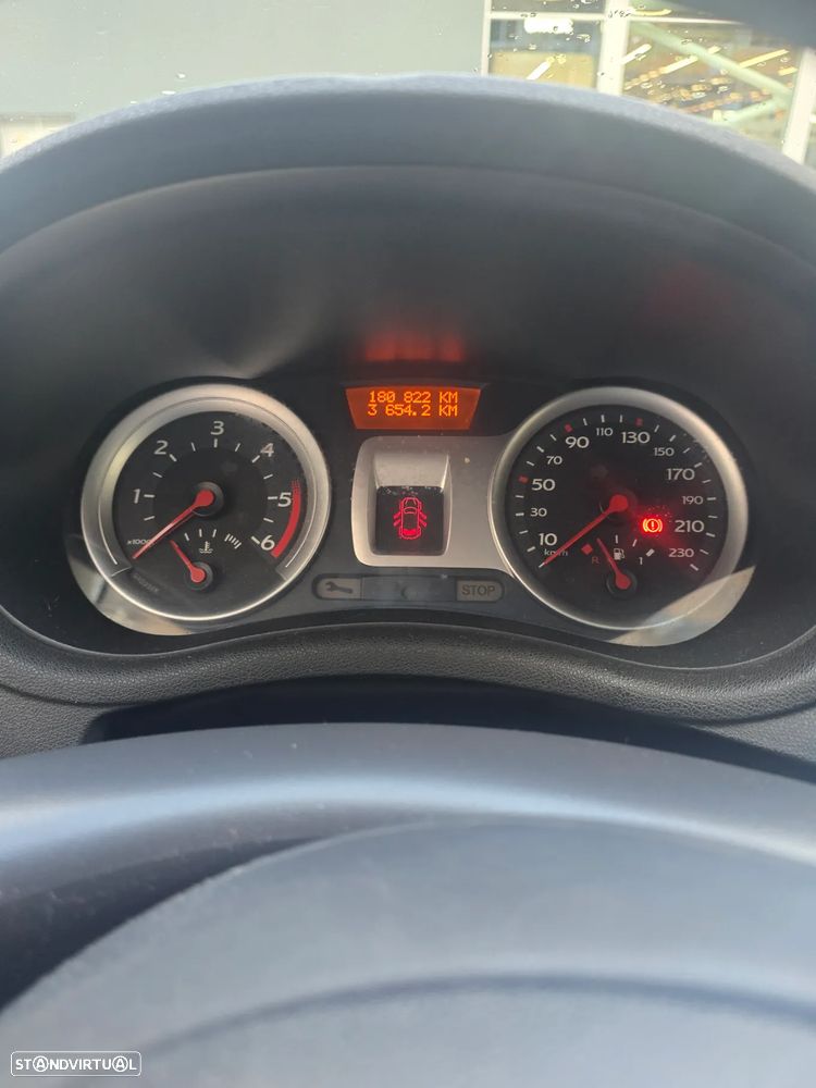 Renault Clio 1.5 dCi Dynamique - 3