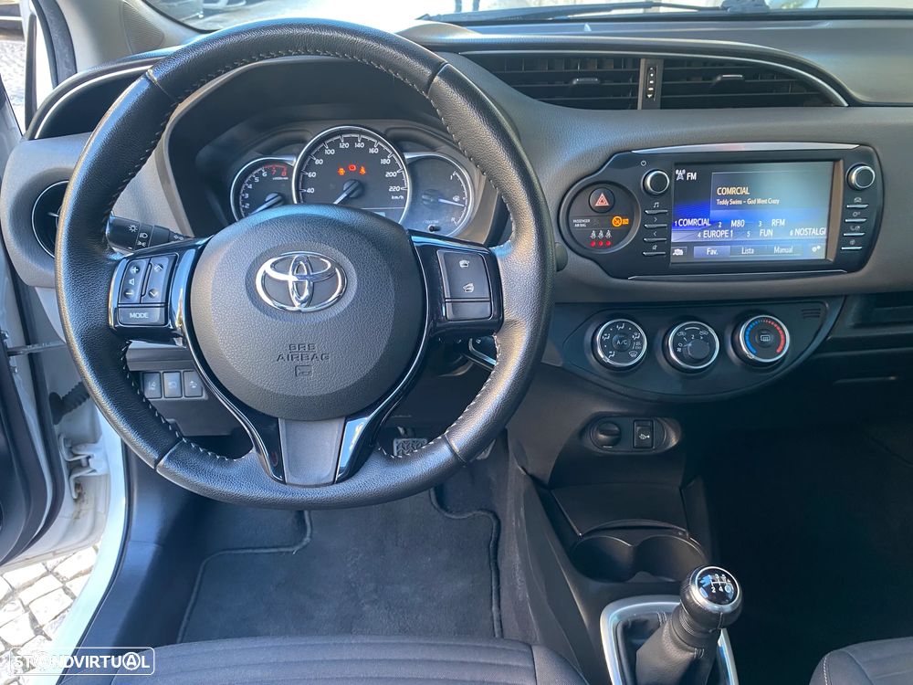 Toyota Yaris 1.0 VVT-i - 40