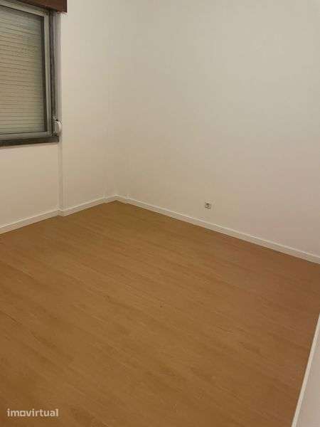 Apartamento T2 Sobralinho - Grande imagem: 3/11