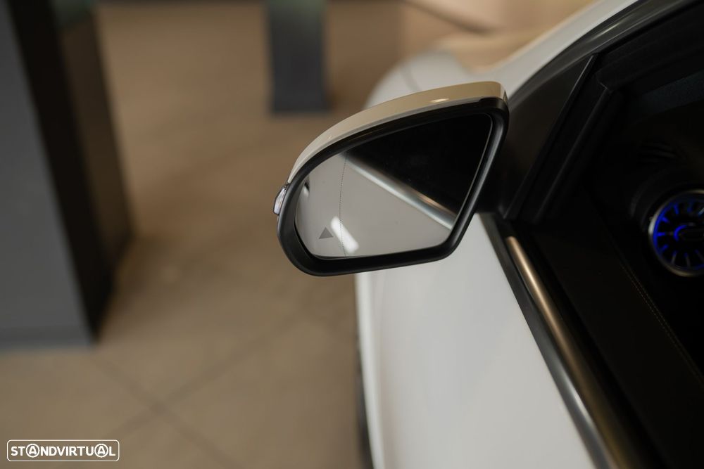 Mercedes-Benz EQA 300 4Matic AMG Line - 34