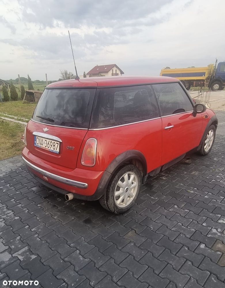 MINI ONE Standard - 4