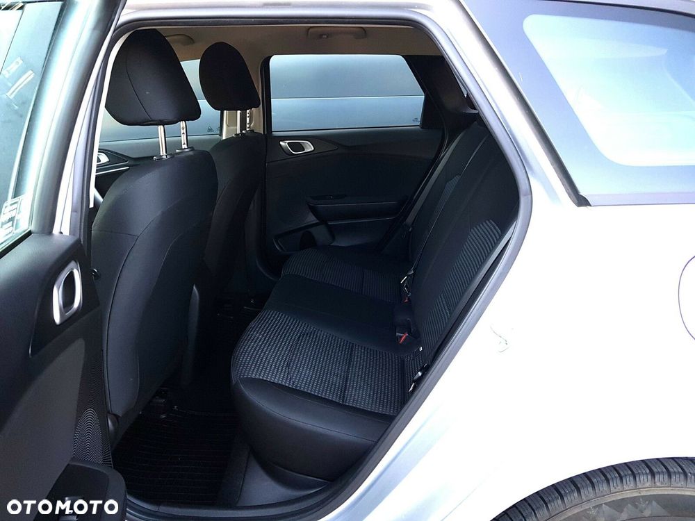 Kia Ceed 1.0 T-GDI S - 27