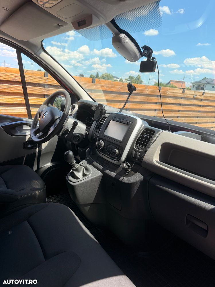Renault Trafic - 15