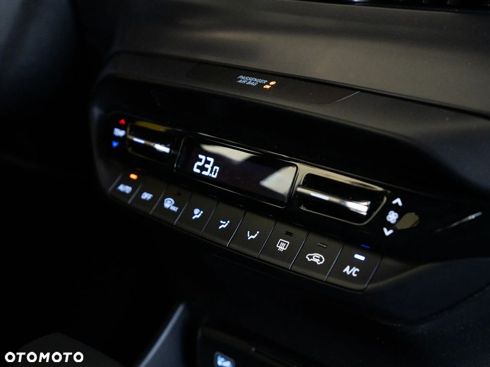Hyundai i20 1.0 T-GDi Modern Black DCT - 31