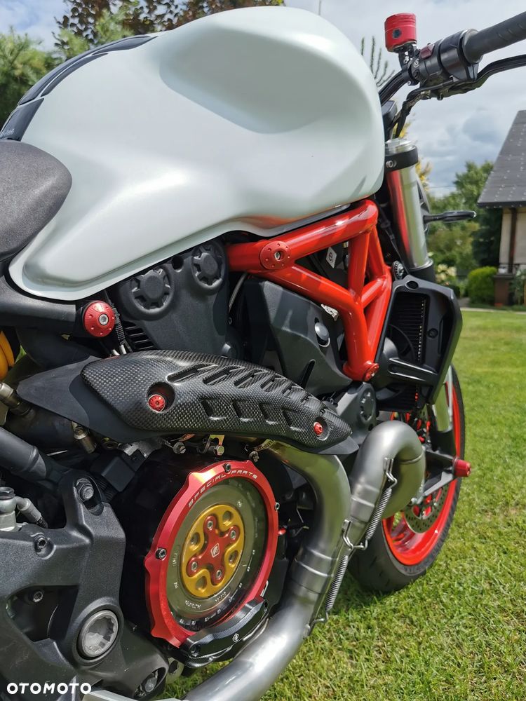 Ducati Monster - 26