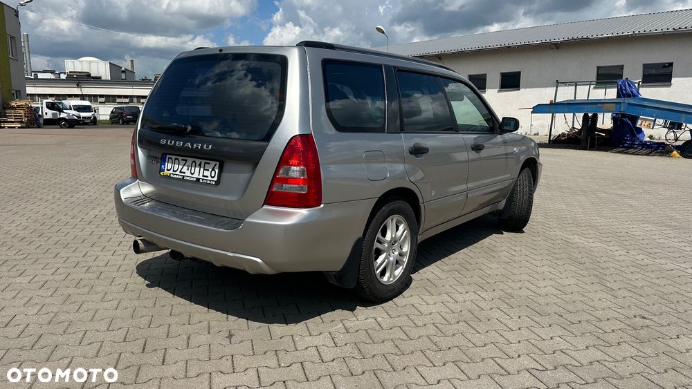 Subaru Forester 2.5 XT - 5