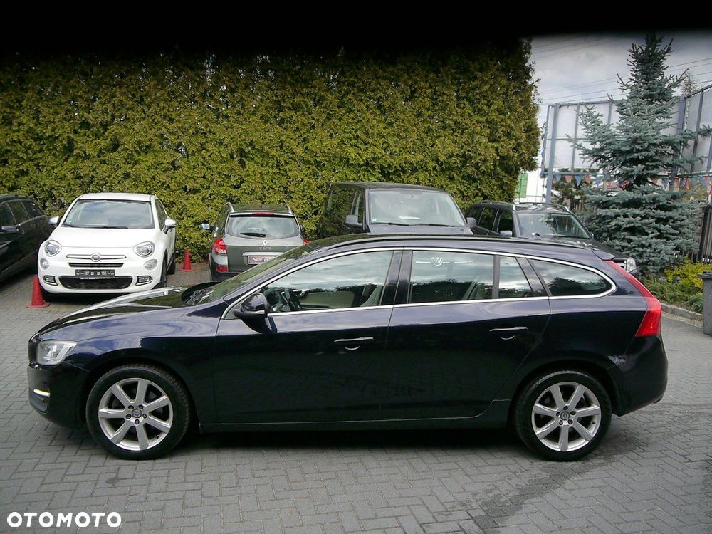 Volvo V60 D2 Drive-E Momentum - 10