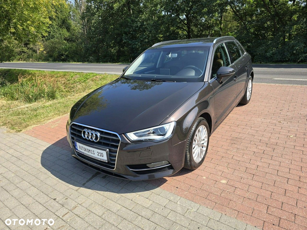 Audi A3 1.6 TDI Sportback (clean diesel) S tronic Ambiente