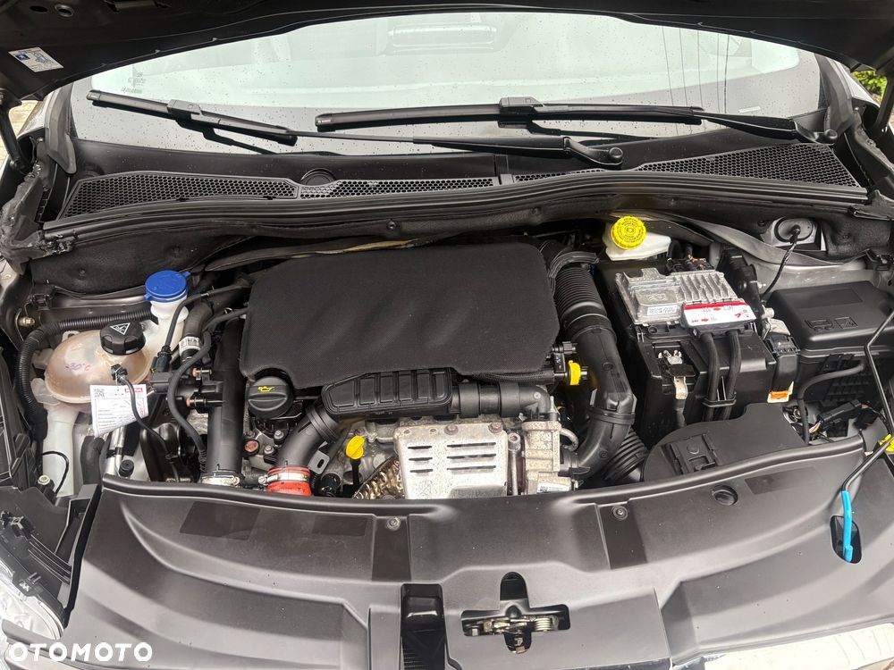 Peugeot 2008 - 35