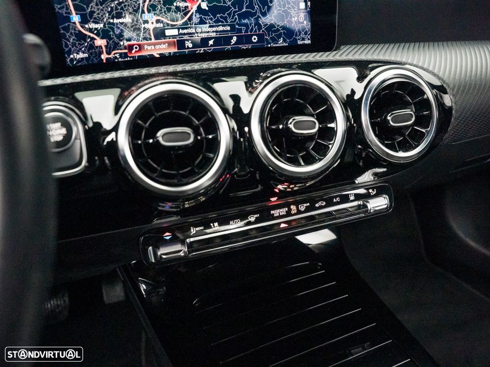Mercedes-Benz A 250 e Style Plus - 26