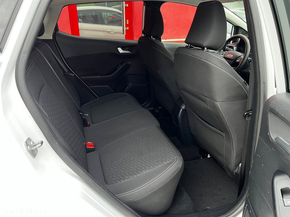 Ford Fiesta - 20