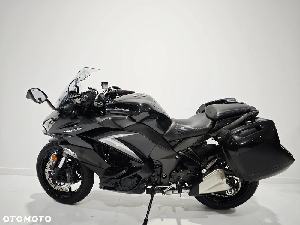 Kawasaki Ninja 1000 SX - 5