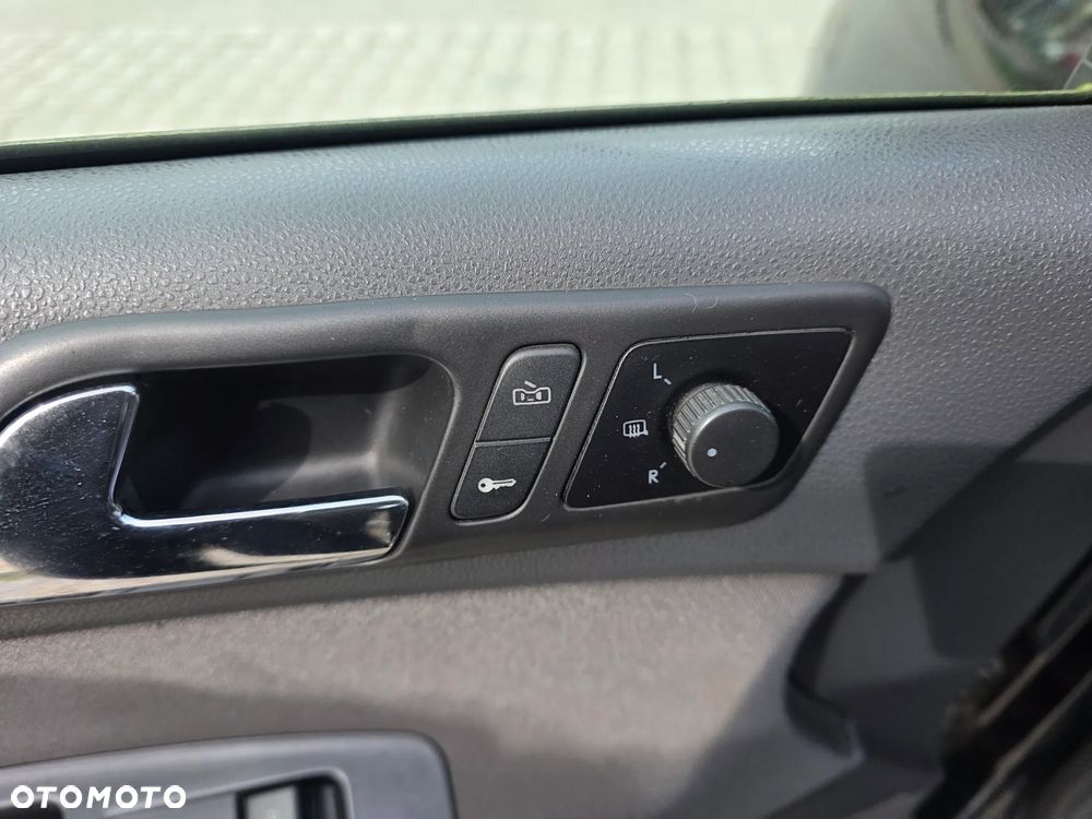Volkswagen Polo 1.2 - 11