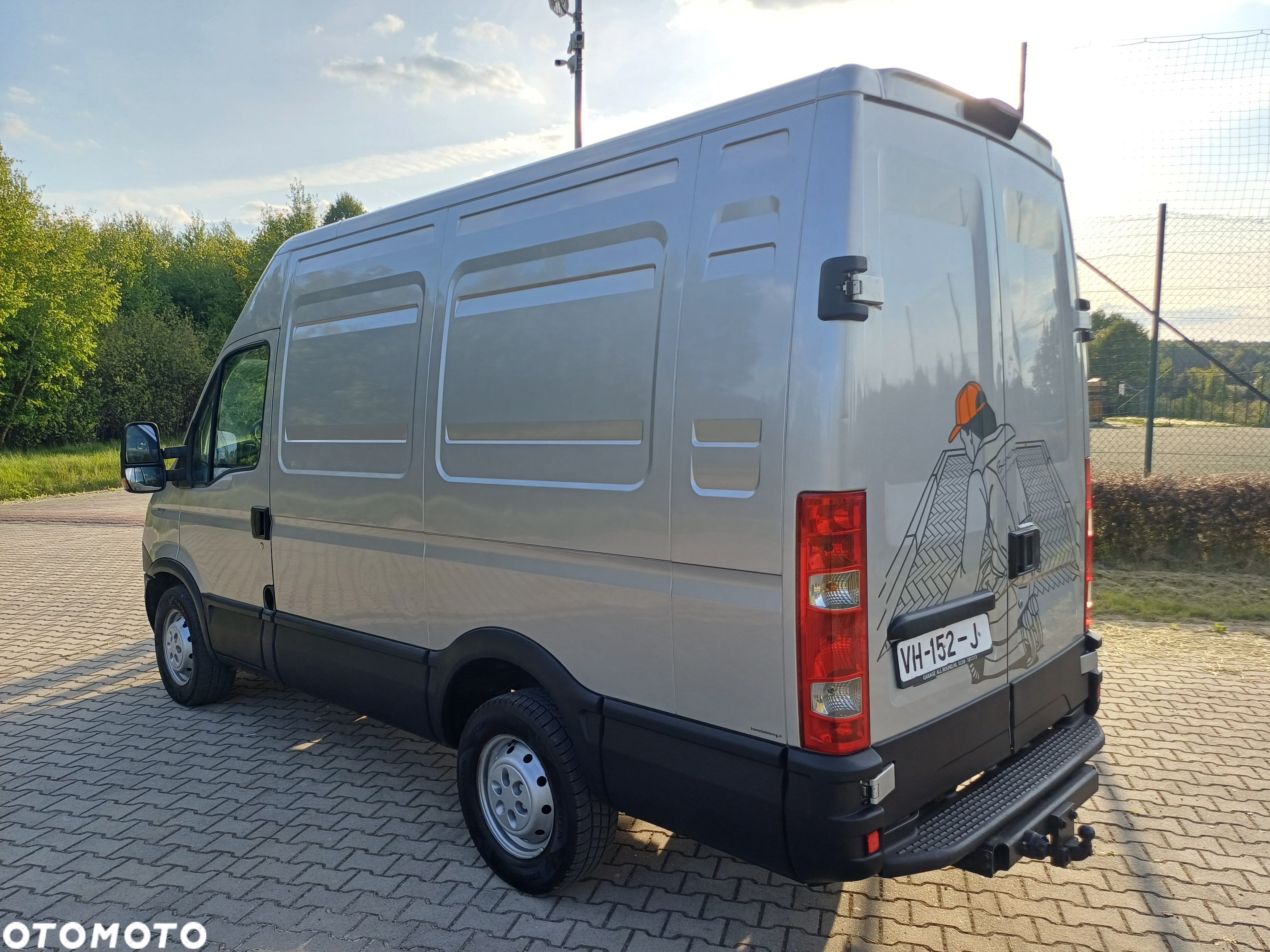 Iveco 35s13 - 16