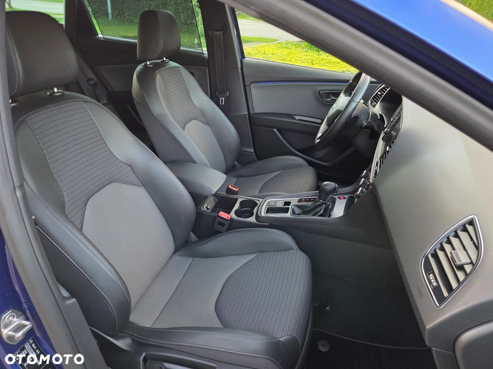 Seat Leon 2.0 TDI Xcellence S&S DSG - 23