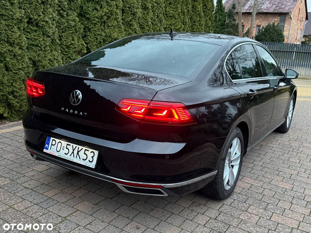 Volkswagen Passat 2.0 TSI Elegance DSG - 25