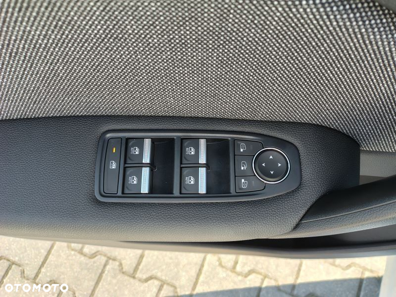 Renault Captur - 15