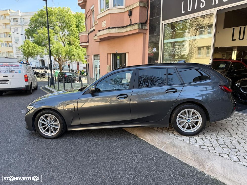 BMW 320 e Line Luxury Auto - 11
