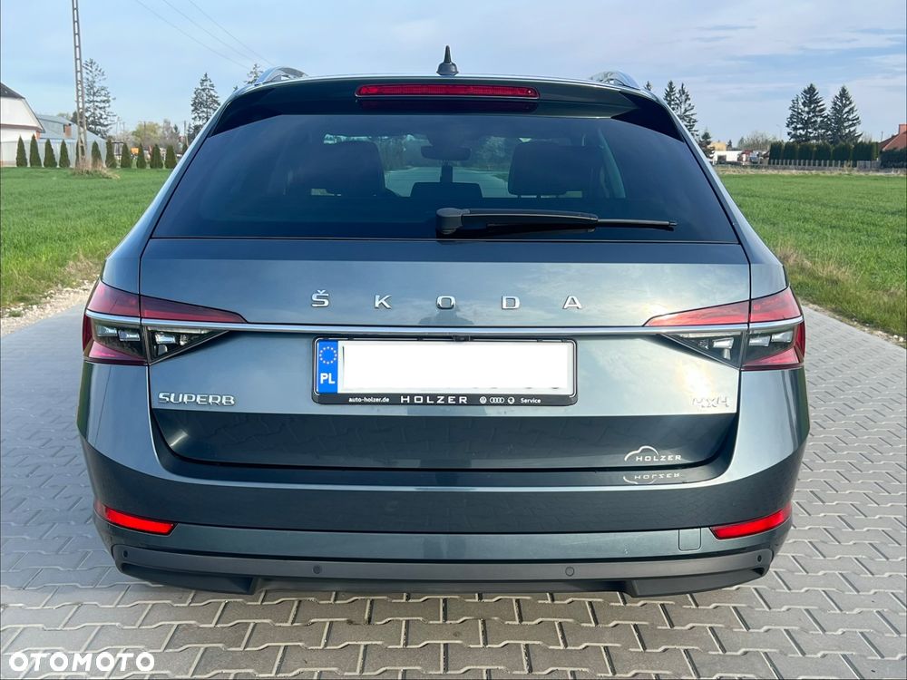 Skoda Superb 2.0 TDI 4x4 DSG Premium Edition - 6