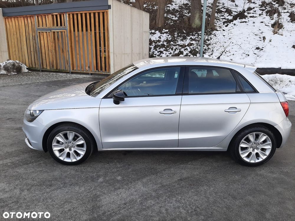 Audi A1 Sportback 1.6 TDI S tronic Ambition - 3