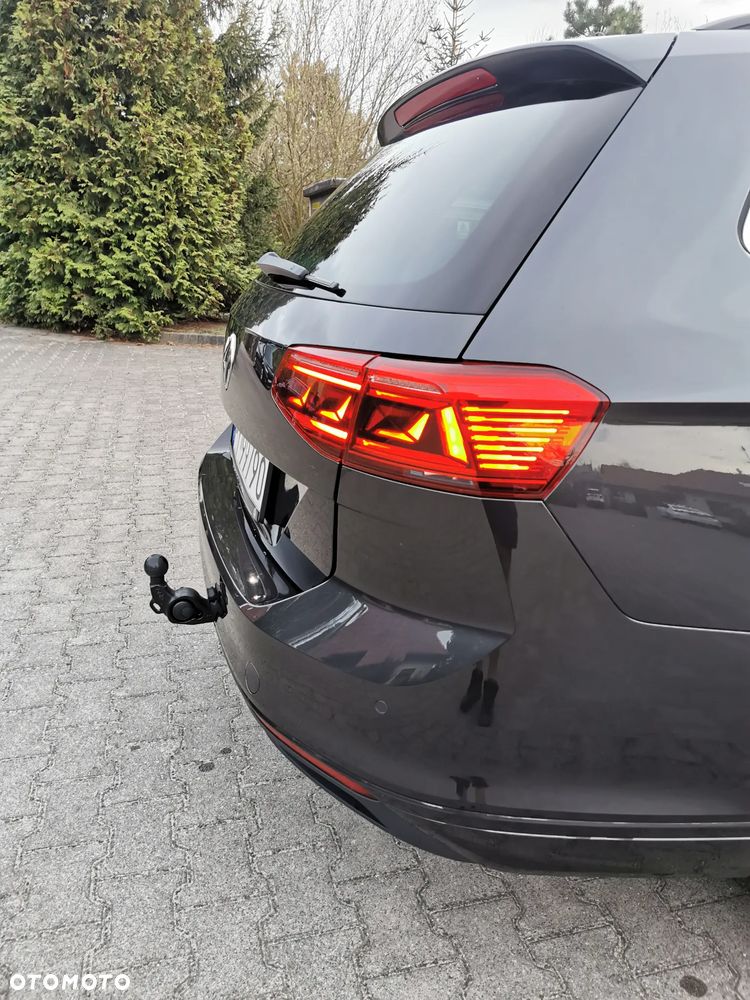 Volkswagen Passat 1.6 TDI SCR DSG Business - 11