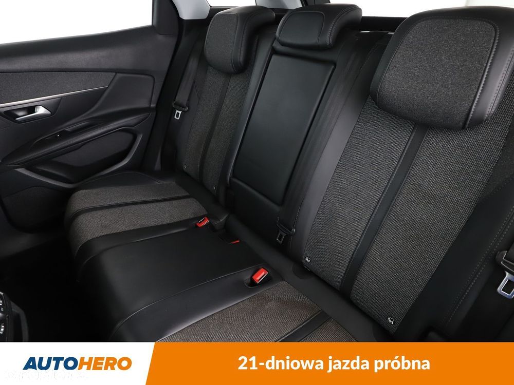 Peugeot 3008 1.2 PureTech Allure - 15