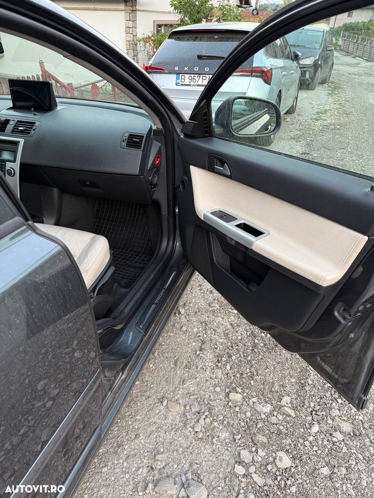 Volvo V50 DRIVe Business Pro Edition - 17