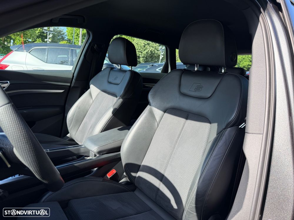 Audi e-tron 55 quattro S line - 13